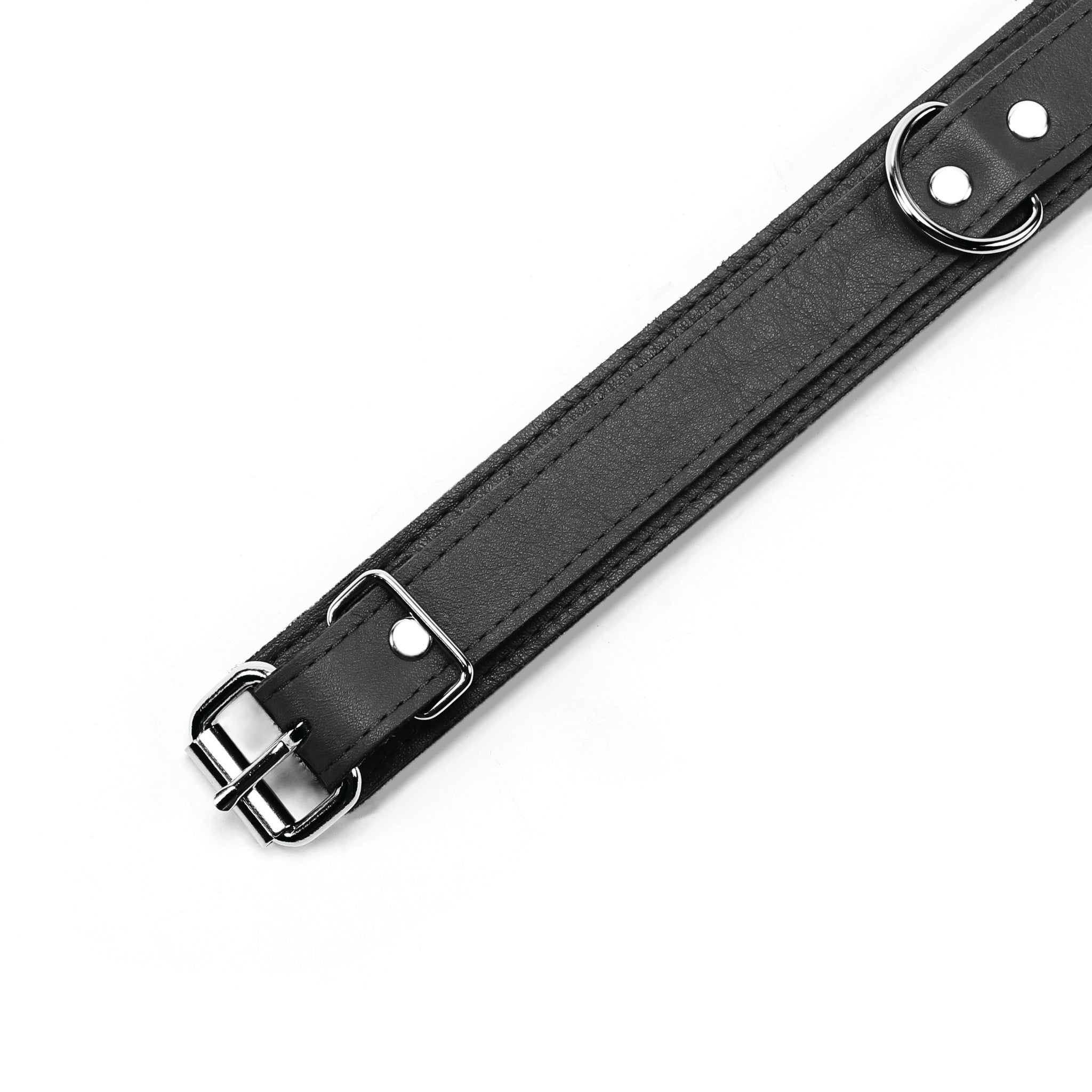 Berlin Small Leather Bondage Collar Black Detail