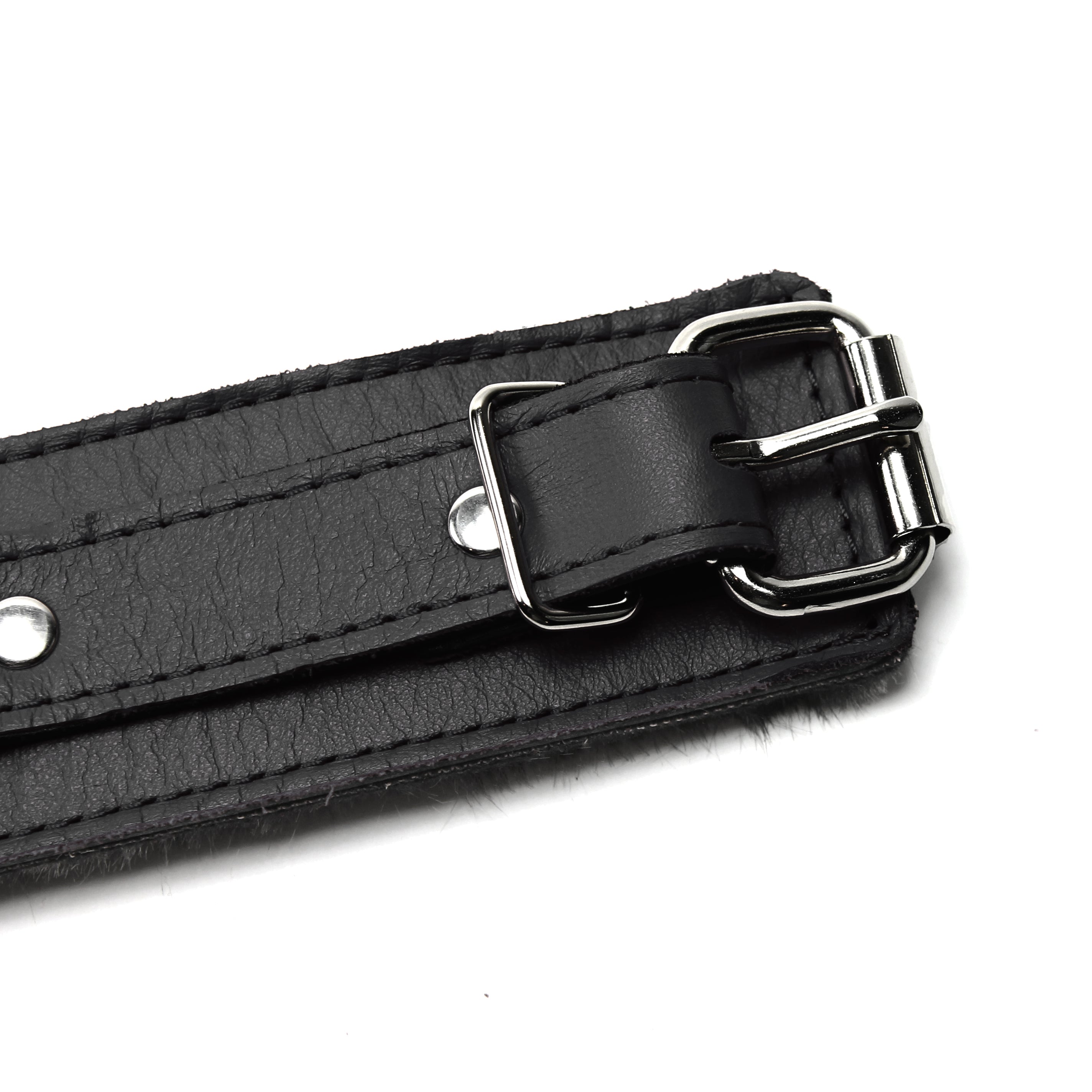 Berlin BDSM Cuff Hogtie Set Black Leather Detail Buckle