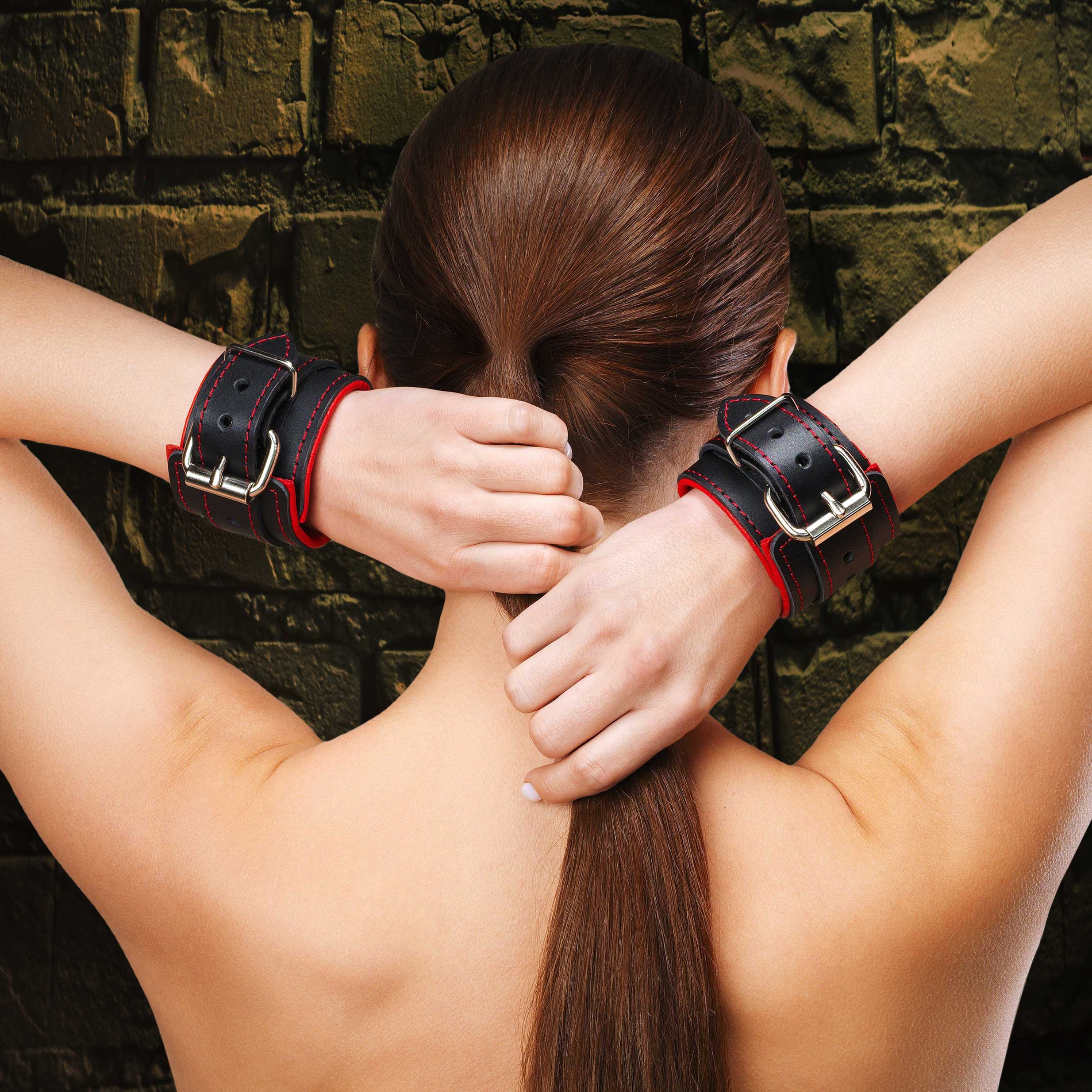 Luxury Padded Leather Submissive cuff set red on model