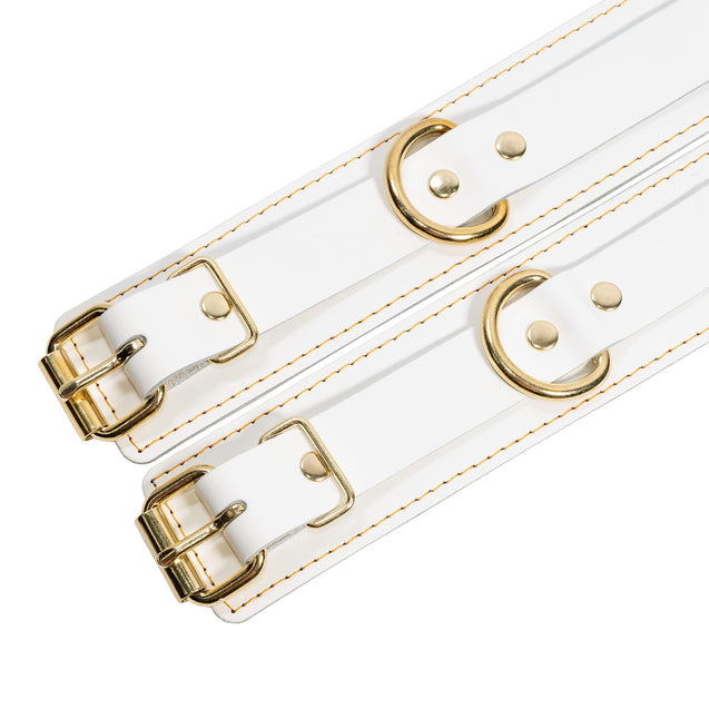Goldie Luxury White Leather Bondage Complete Kit