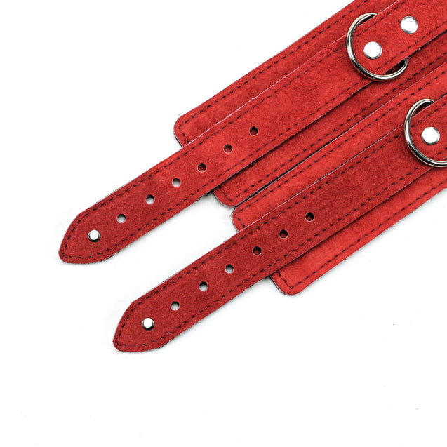 Lena 7-piece bondage collection red BDSM cuffs detail